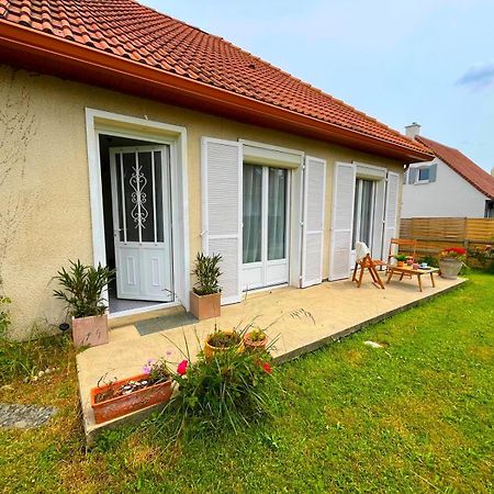 A 12 Min A Pied De La Plage Et 5 Min Du Centre De 뤽쉬르메르 외부 사진